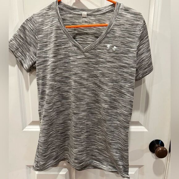 Under Armour small short sleeve shirt - Picture 1 of 6